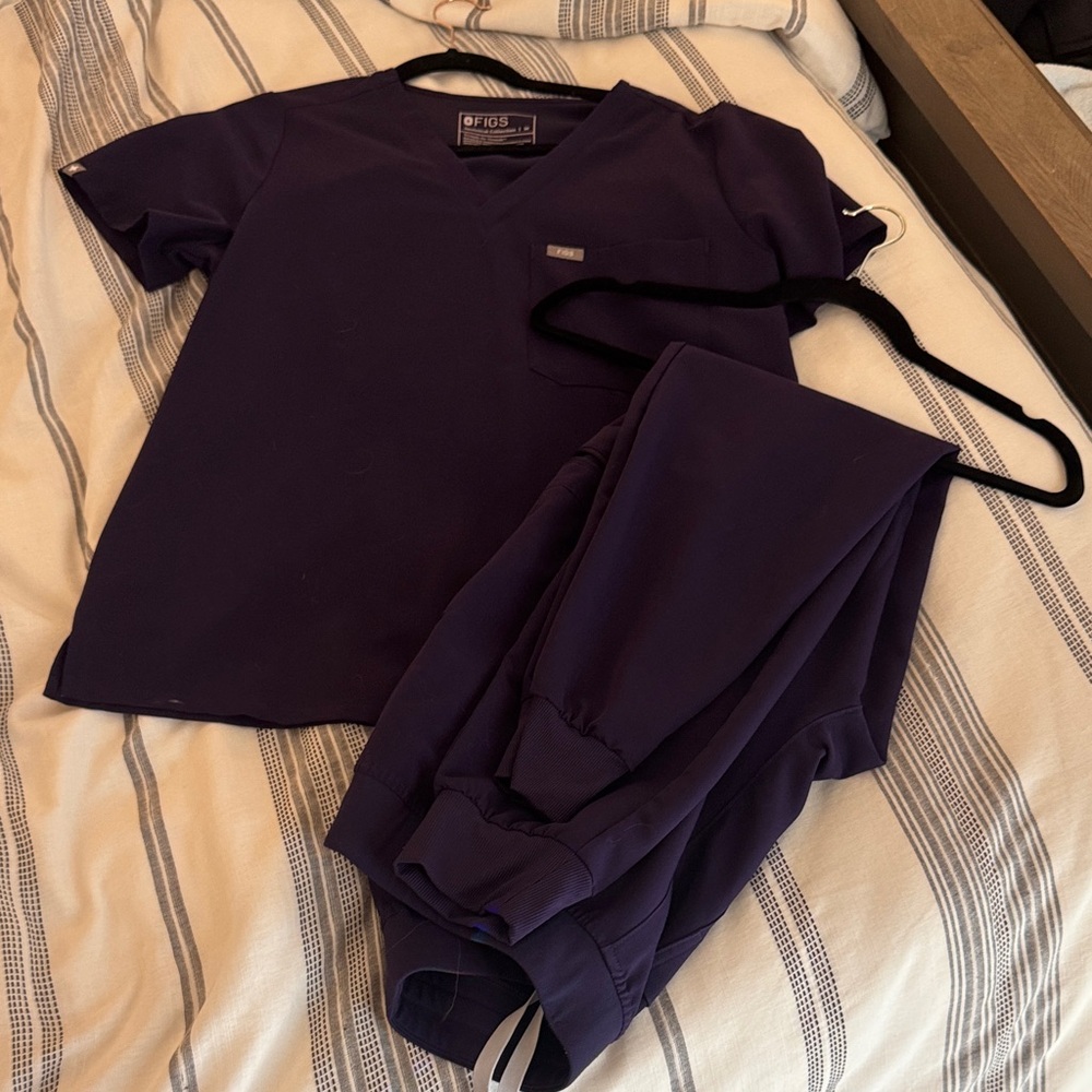 Figs Women's Scrub Set in Dark Purple